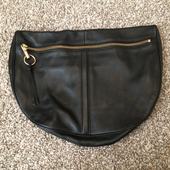 Elizabeth and James Handbags - Elizabeth & James black leather clutch